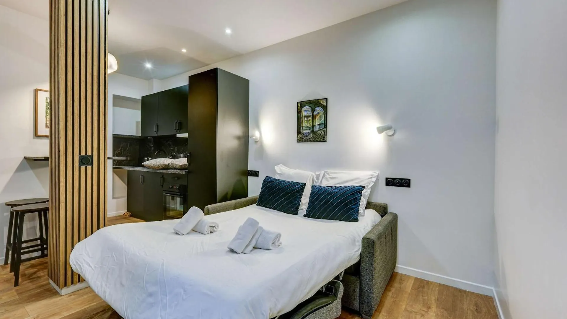Cozy And Modern Next To Sacre-coeur Апартаменты