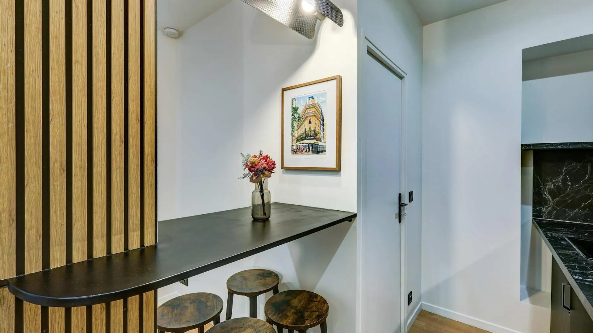 Cozy And Modern Next To Sacre-coeur * Paris