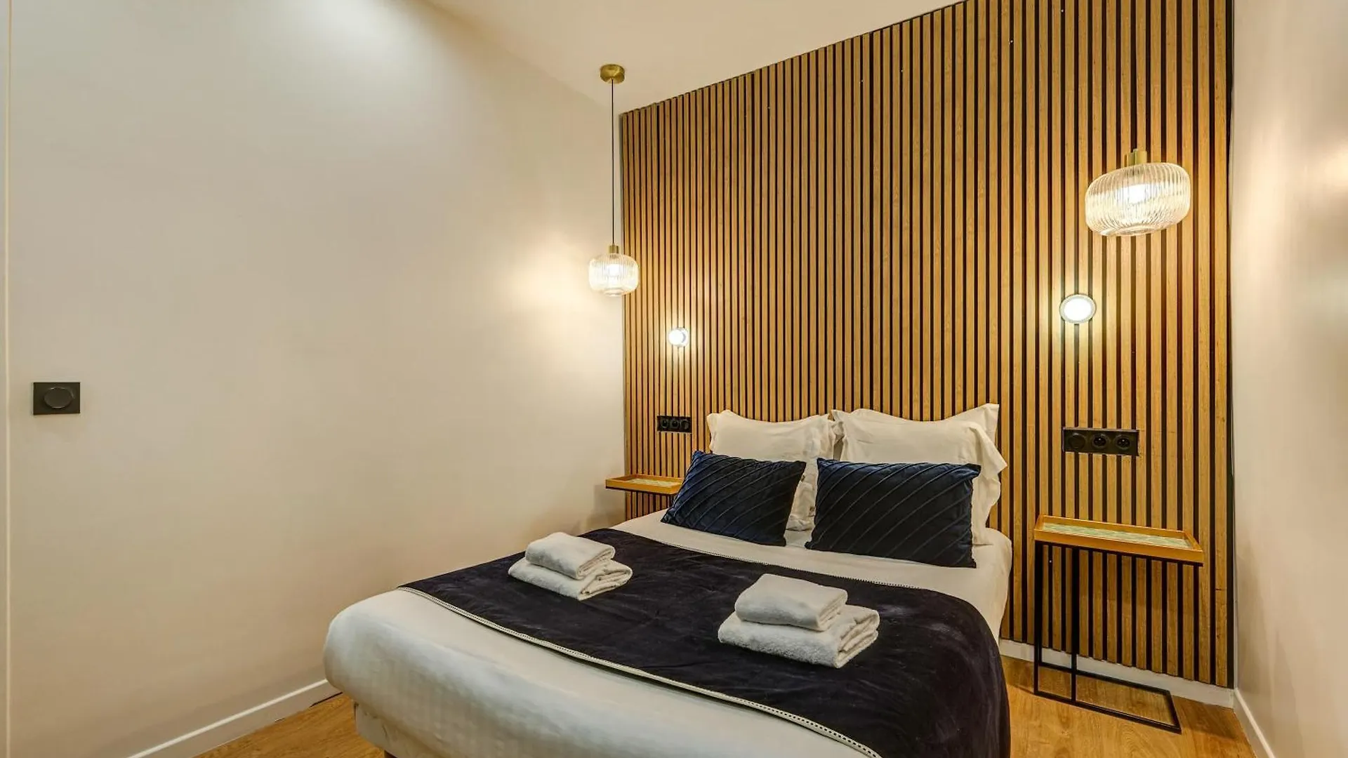 Apartment Cozy And Modern Next To Sacre-coeur *