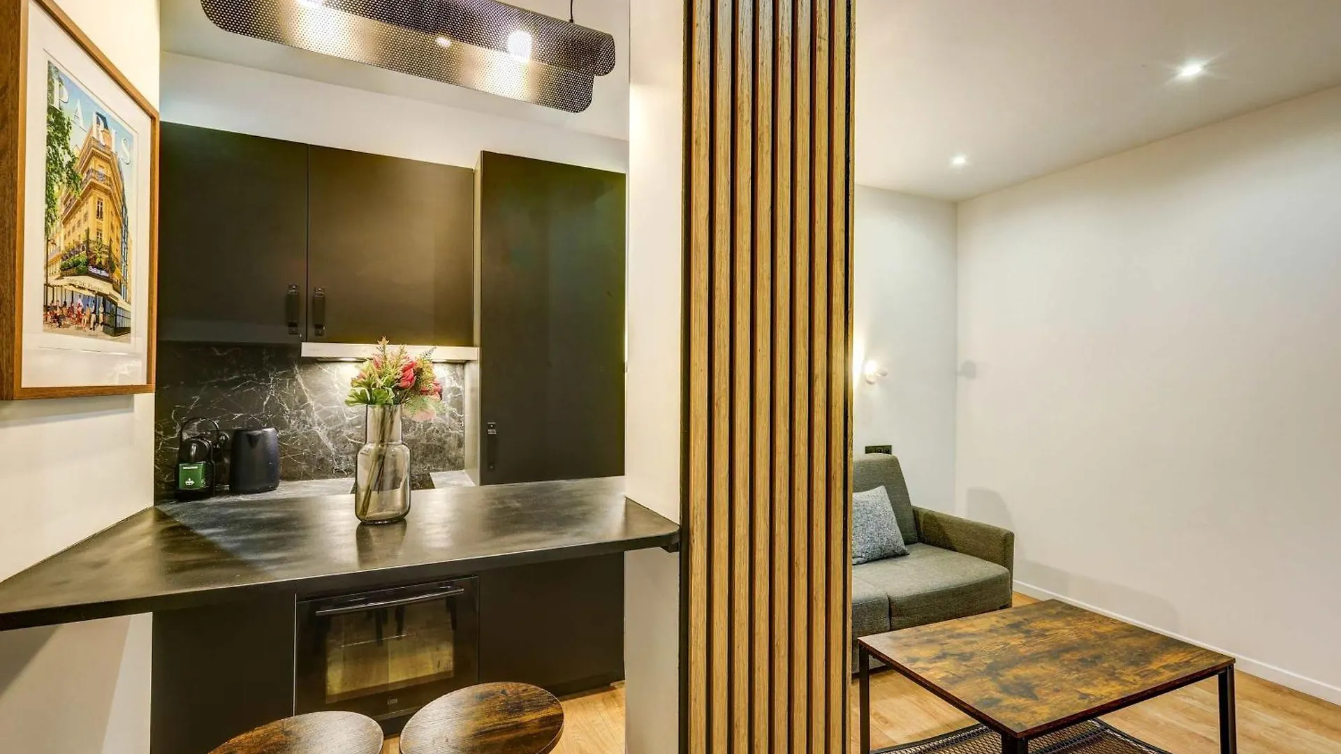 Cozy And Modern Next To Sacre-coeur *